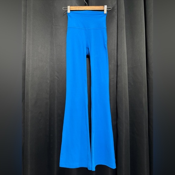 Lululemon POOLSIDE Groove Flared Pants - Picture 1 of 6